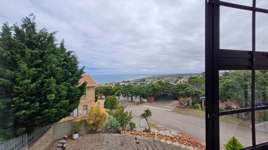 3 Bedroom Property for Sale in Dana Bay Western Cape